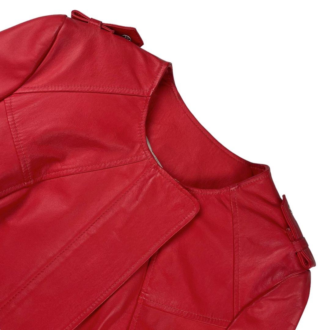 Campera SIN MARCA Color Rojo Talle 3