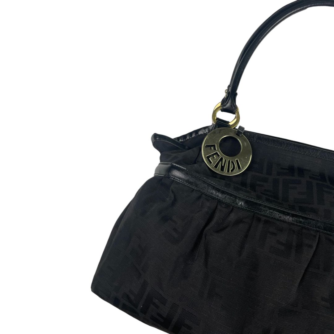 Cartera FENDI Color Negro Medida 45cm X 30cm