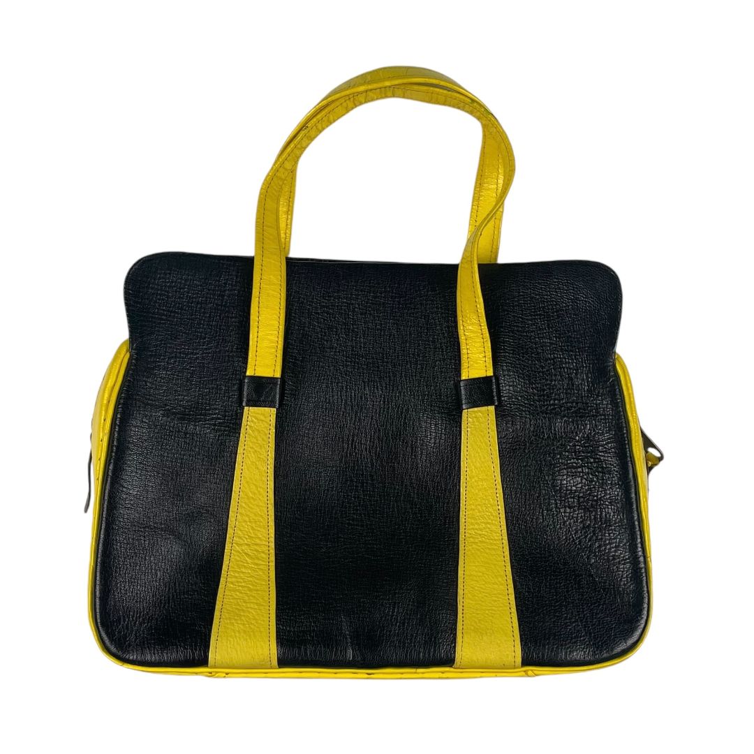 Cartera SIN MARCA Color Amarillo Y Negro Medida 30cm X 23cm