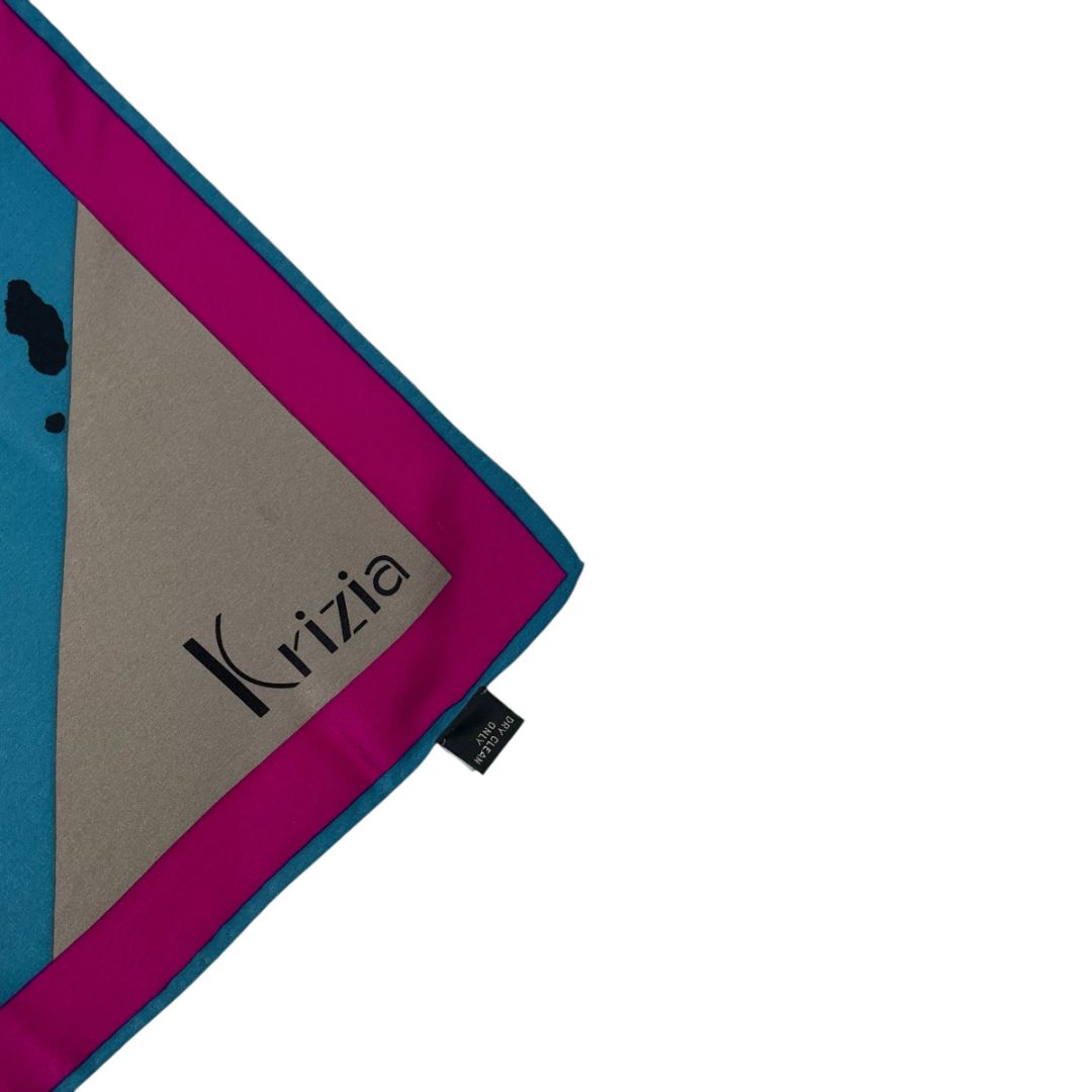 Pañuelo KRIZIA Color Varios Estampado Medida 85cm X 85cm