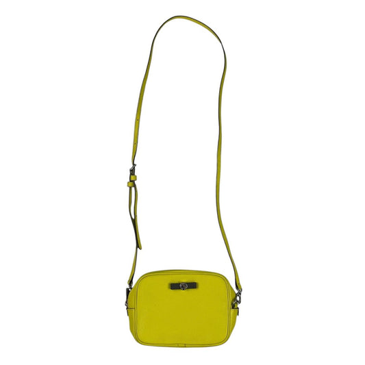 Cartera  MARC JACOBS  Color Amarillo Medida 18cm X 13cm