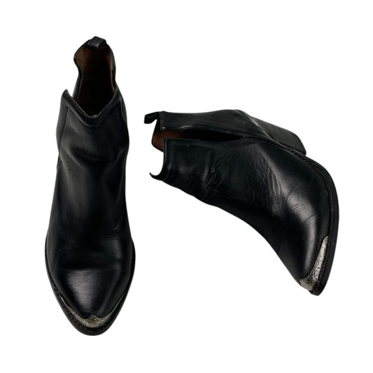 Bota Corta  JEFFREY CAMPBELL  Color Negro Talle 36,5
