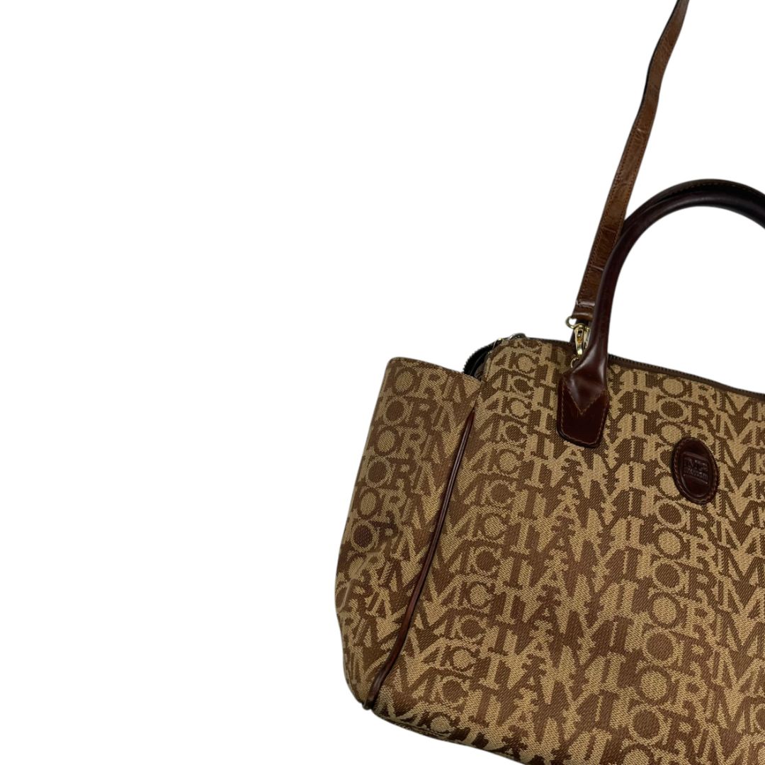 Cartera MC TAYLOR Color Marron Medida 41cm X 27cm