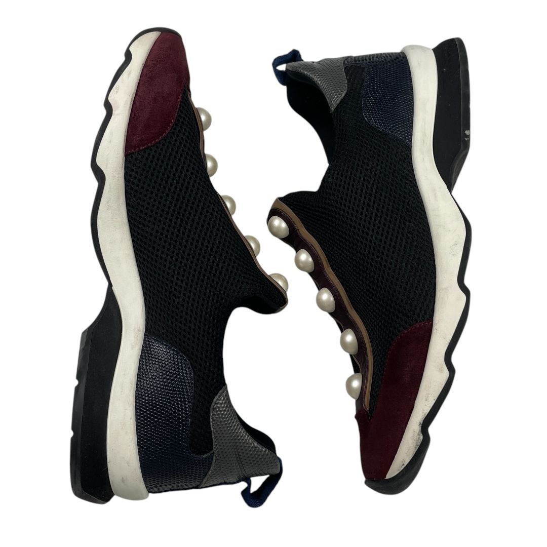 Zapatillas FENDI Color Varios Talle 40