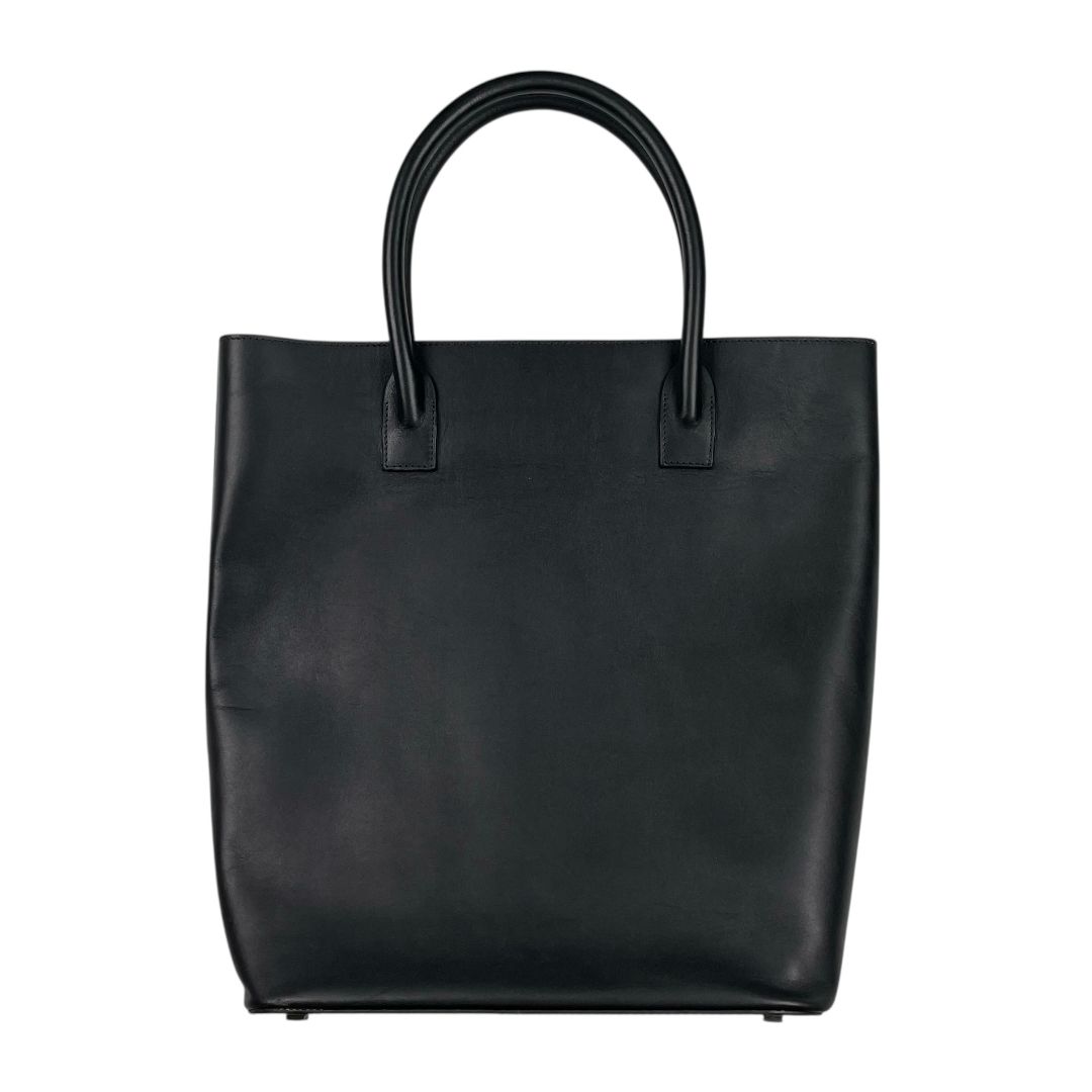 Cartera MOTHER OF PEARL Color Negro Medida 38cm X 28cm