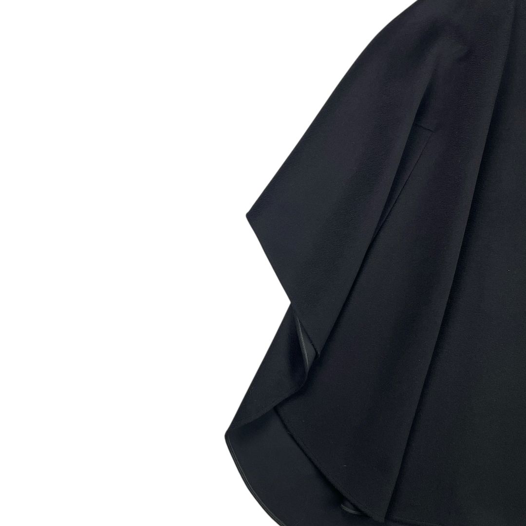 Capa Larga SPORTMAX Color Negro Talle 38
