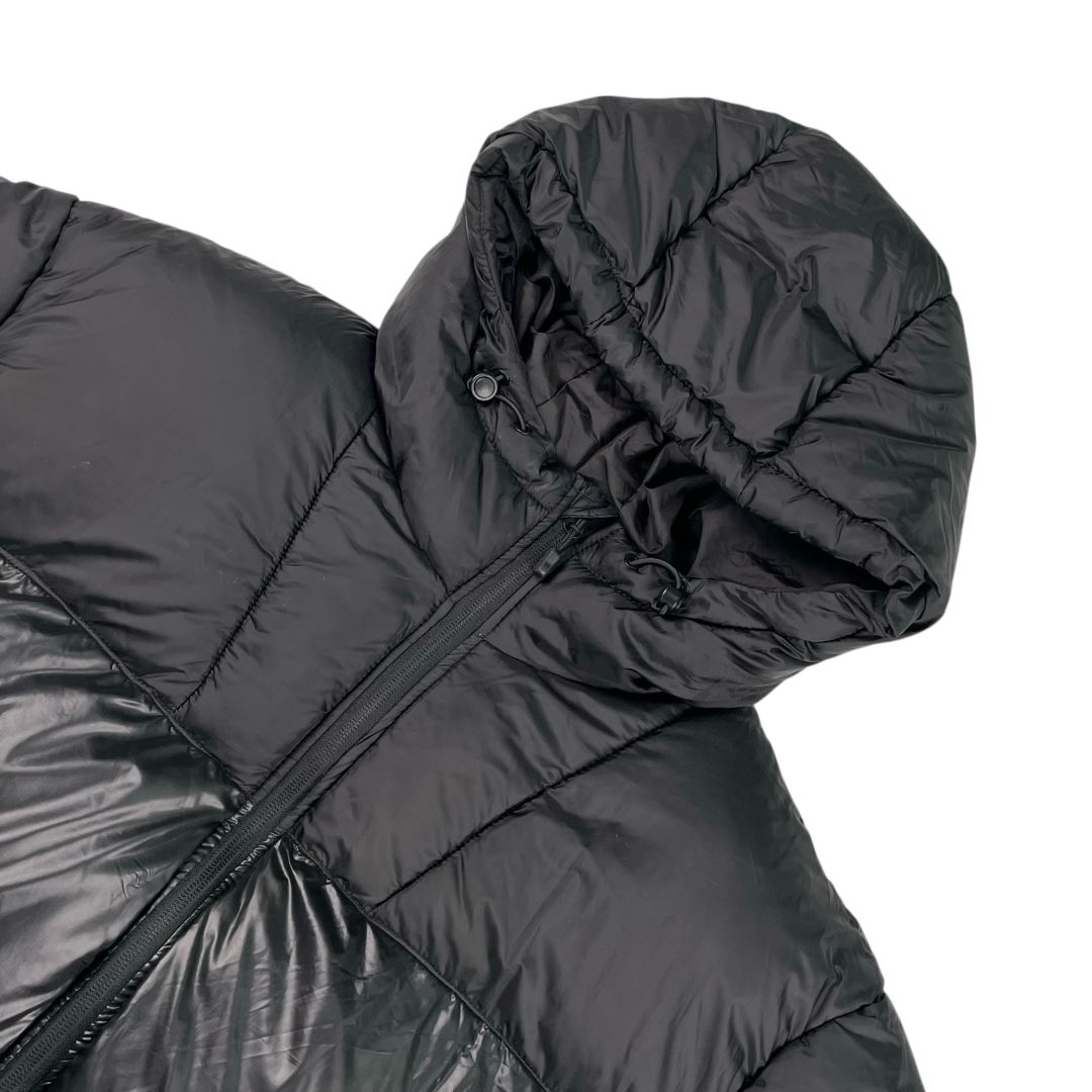 Campera H&M Color Negro Talle XL
