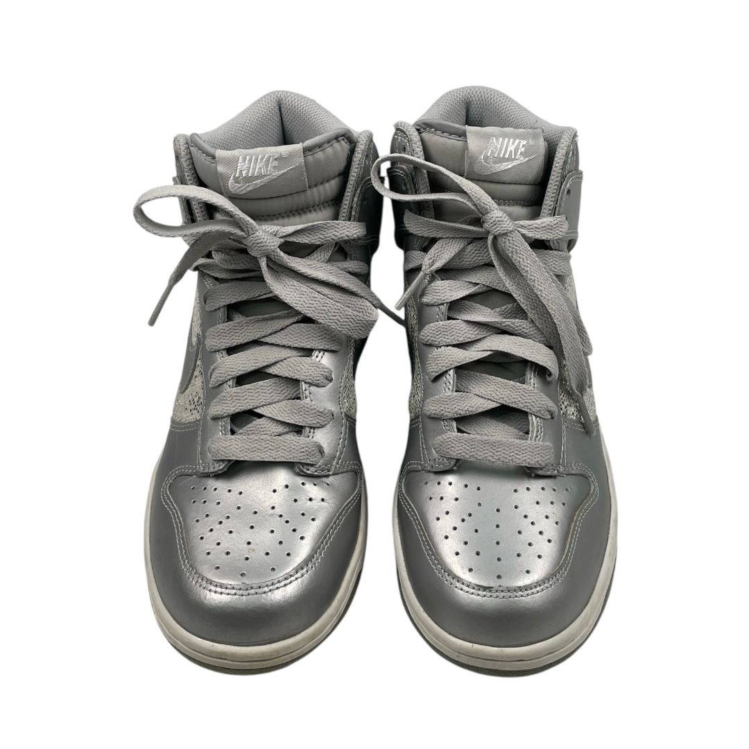 Zapatillas NIKE Color Plateado Talle 40