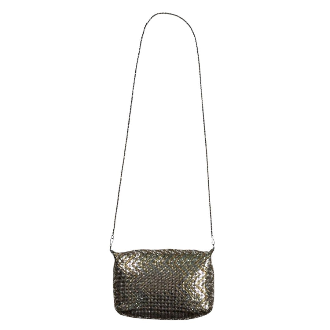 Cartera SIN MARCA Color Varios Plateado y Dorado Medida 22cm X 15cm