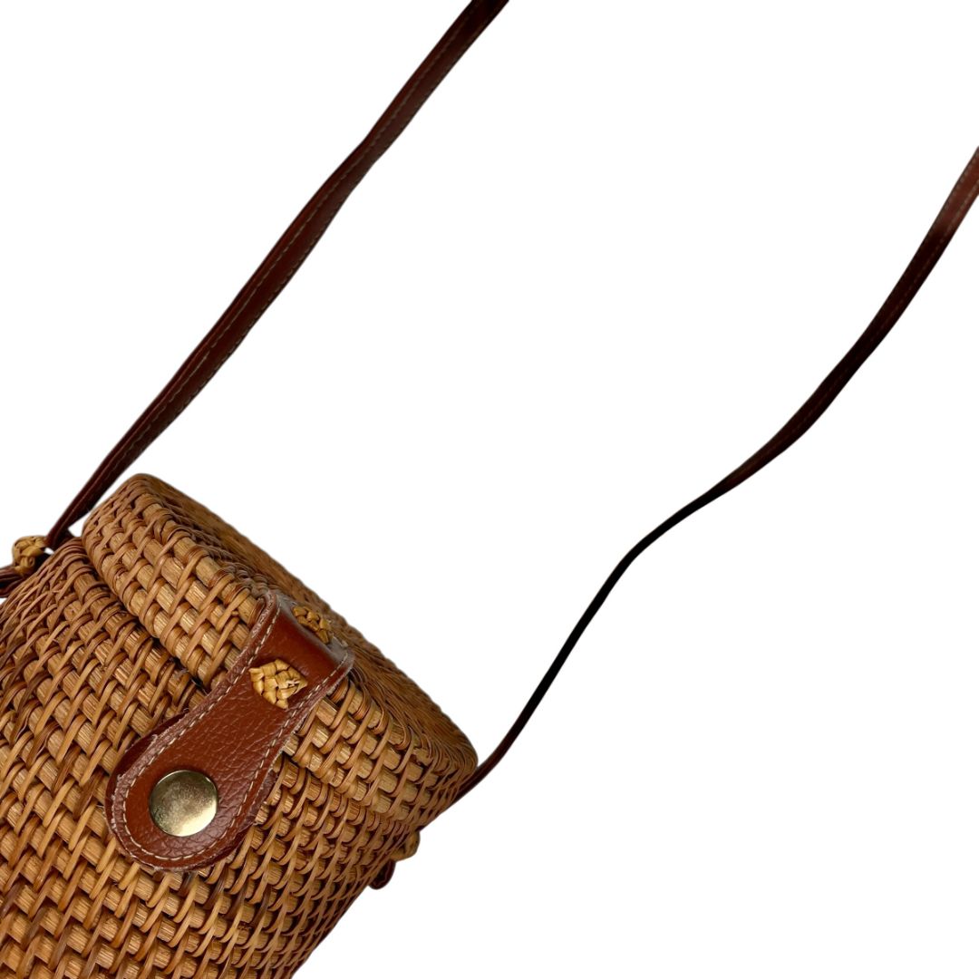 Bandolera SIN MARCA Color Marron Medida 13cm X 13cm