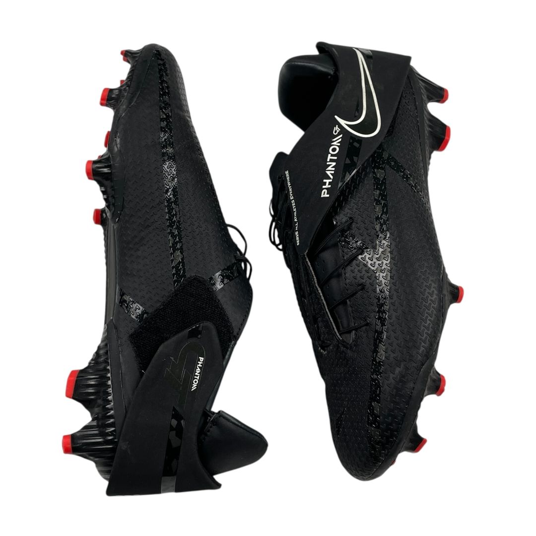Botines NIKE Color Negro Talle 37.5