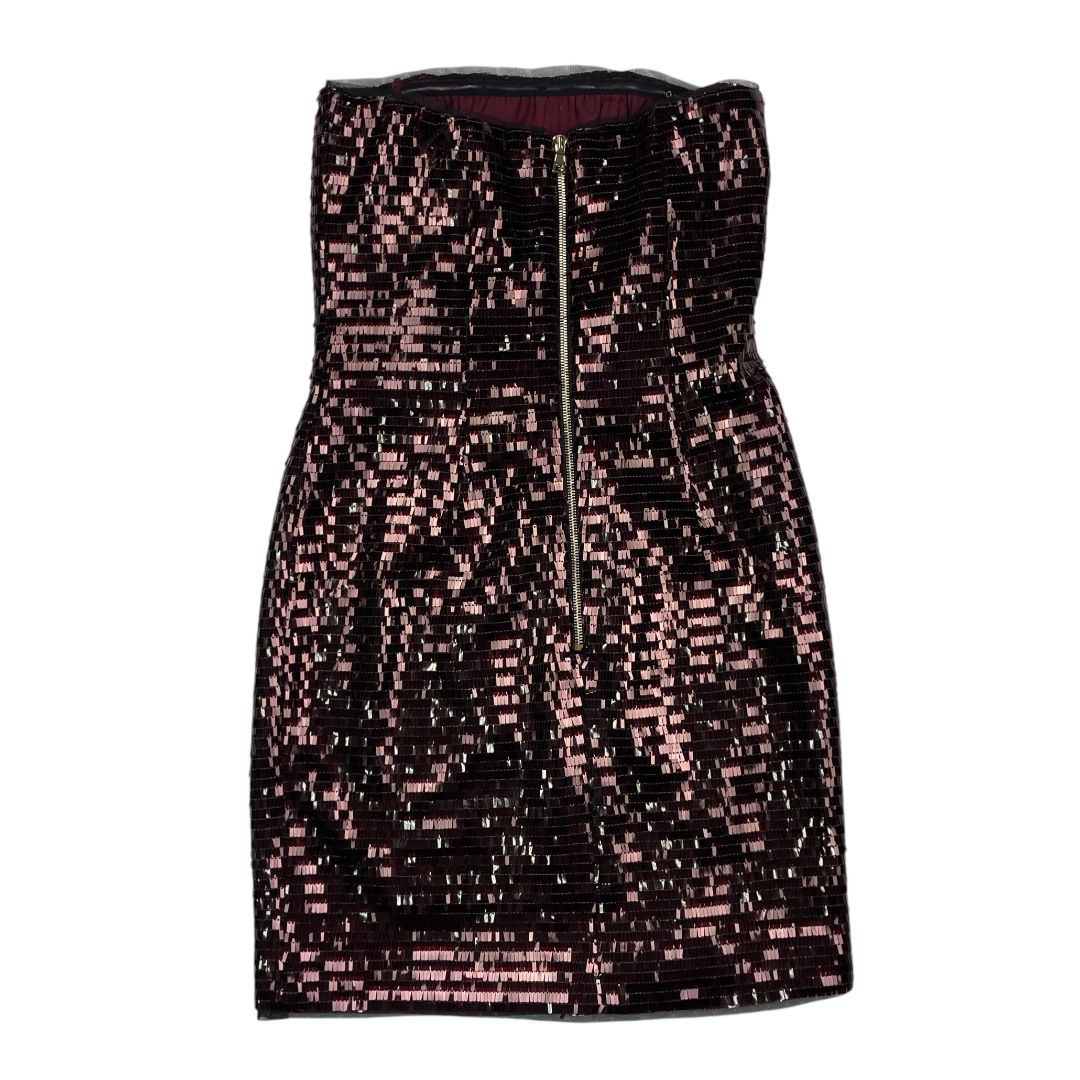 Vestido Strapless HANEY Color Bordeaux Talle 4