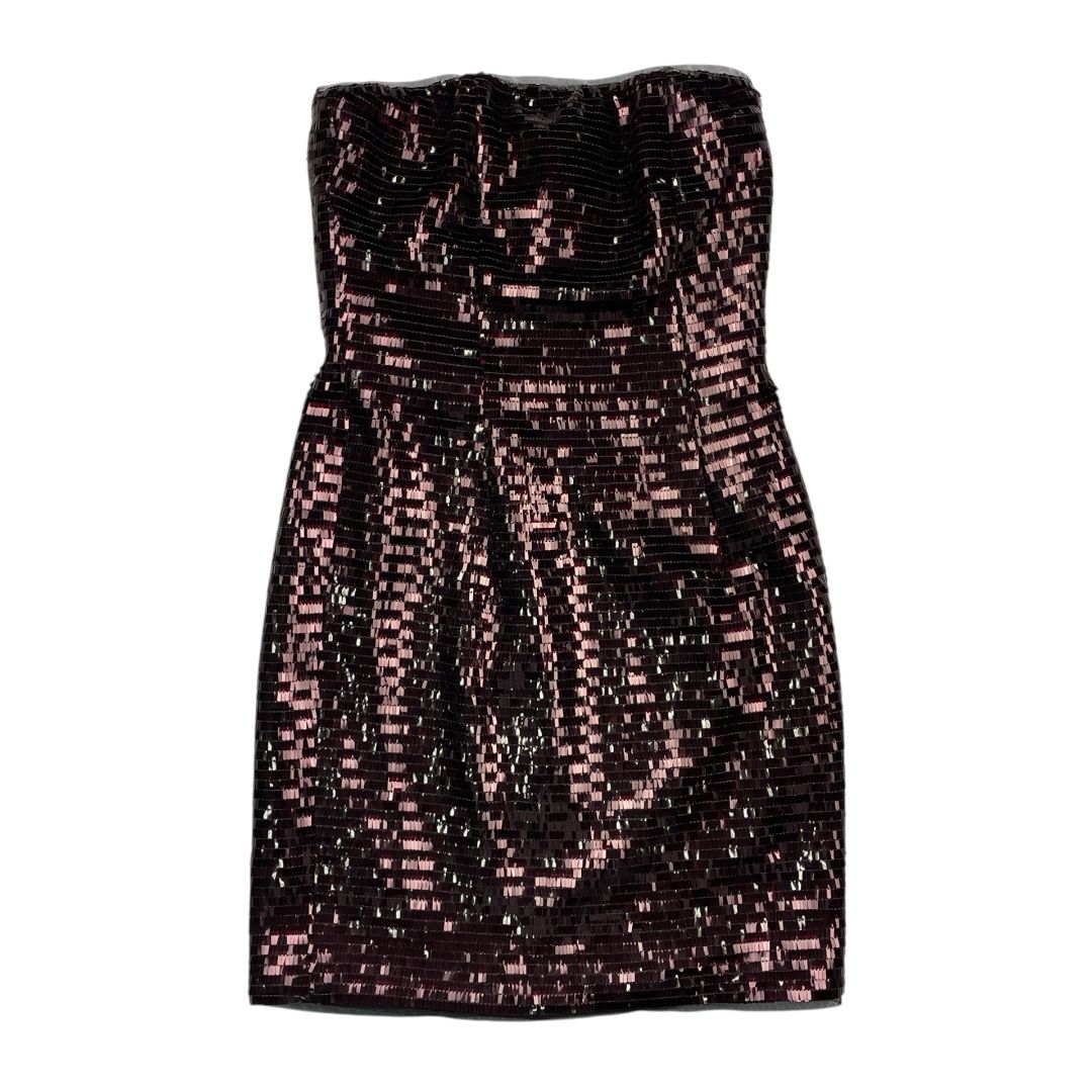 Vestido Strapless HANEY Color Bordeaux Talle 4