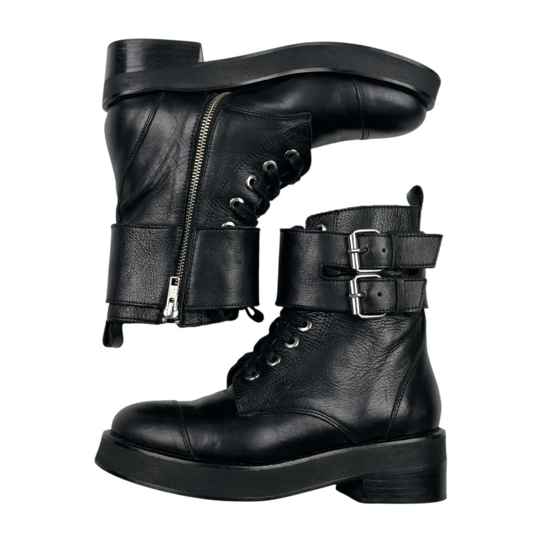 Borcegos NANA Color Negro Talle 37