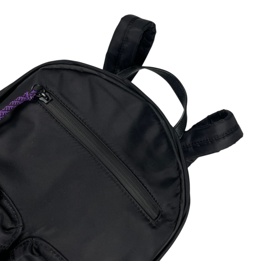 Mochila MISHKA Color Varios Negro y Violeta Medida 30cm X 25cm