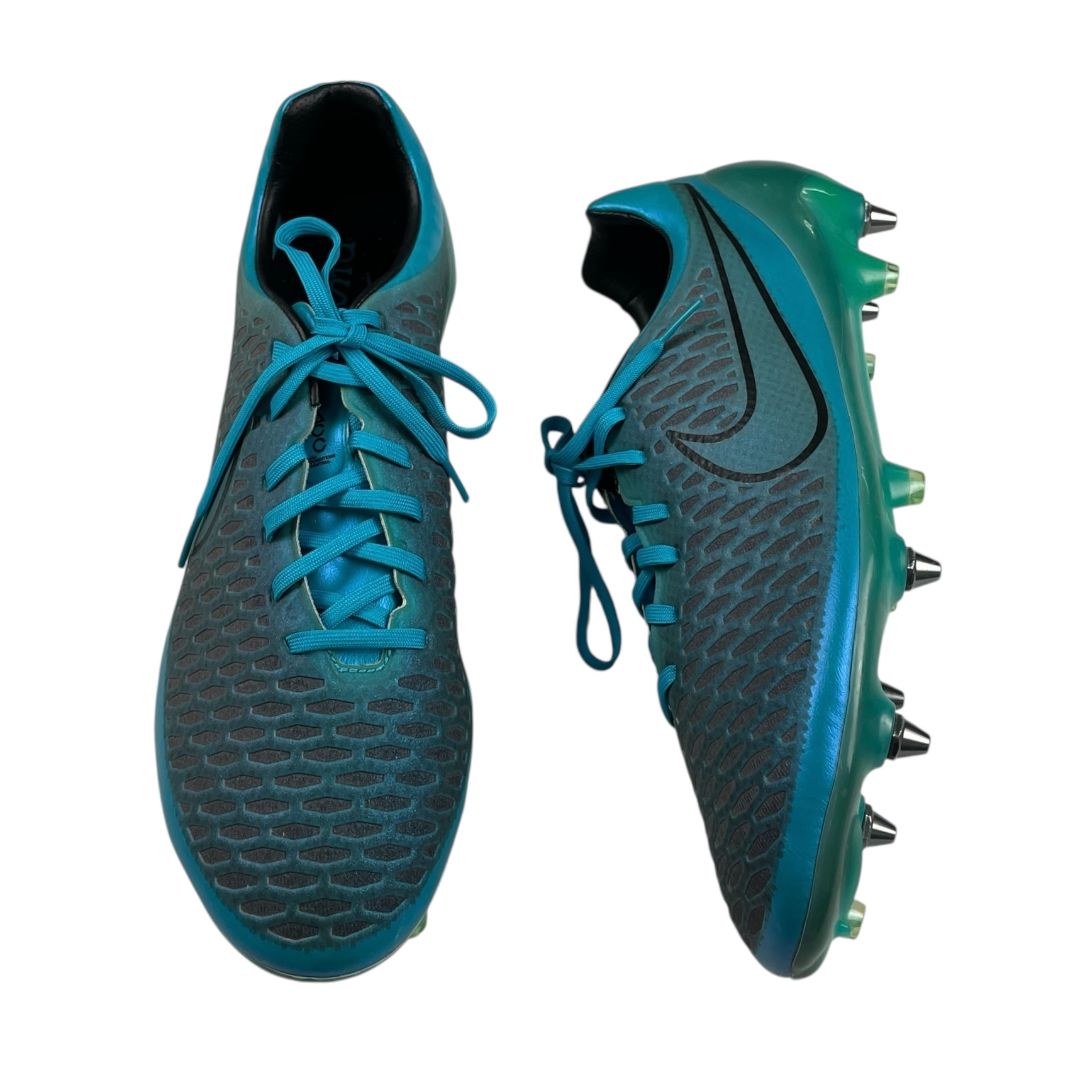 Botines NIKE Color Celeste Talle 47