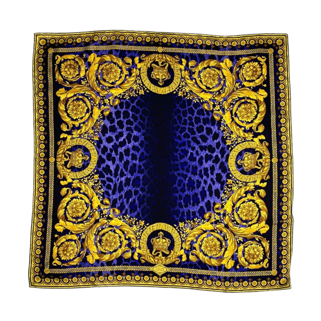 Pañuelo VERSACE Varios Estampado Medida 87cm X 87cm