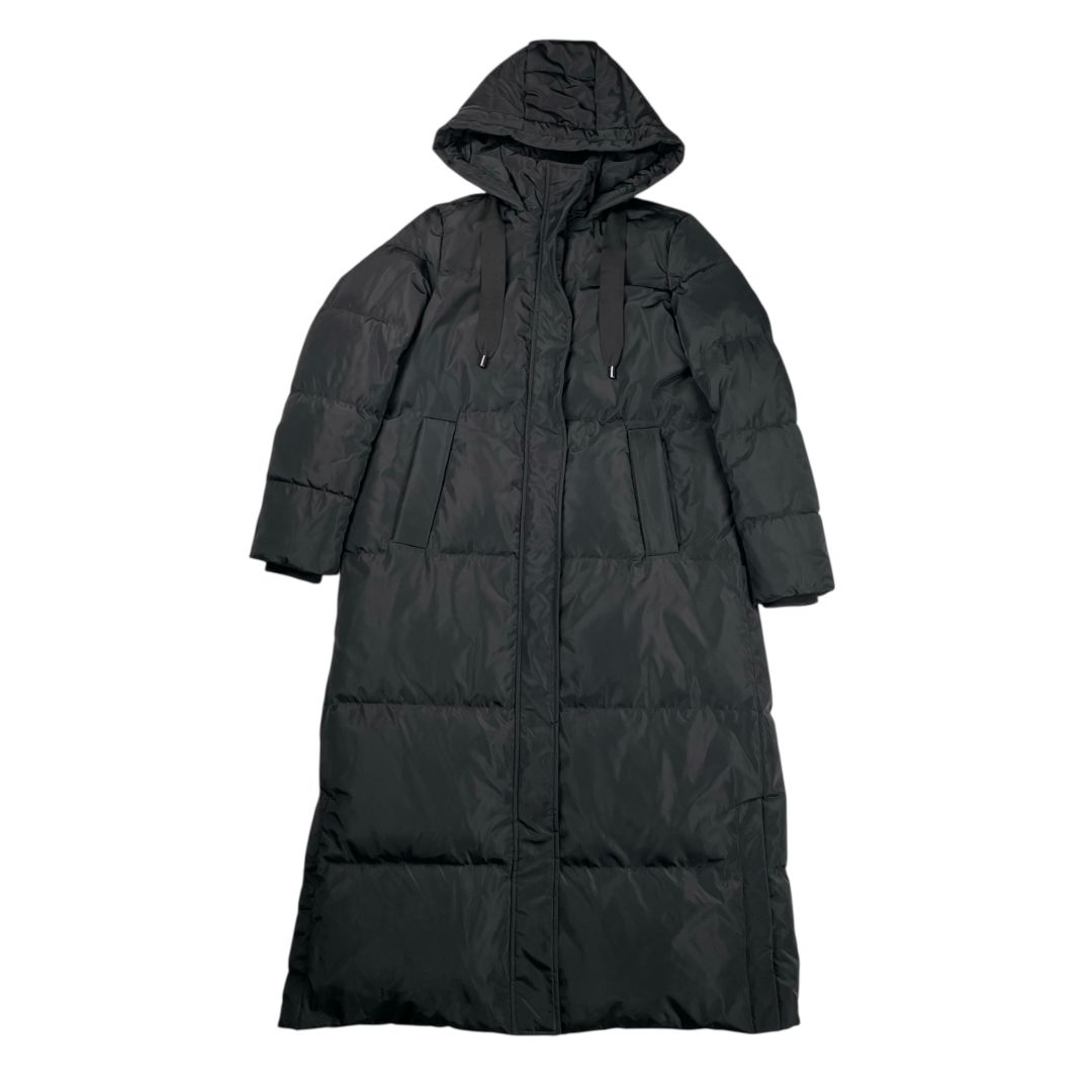 Campera ZARA Color Negro Talle S