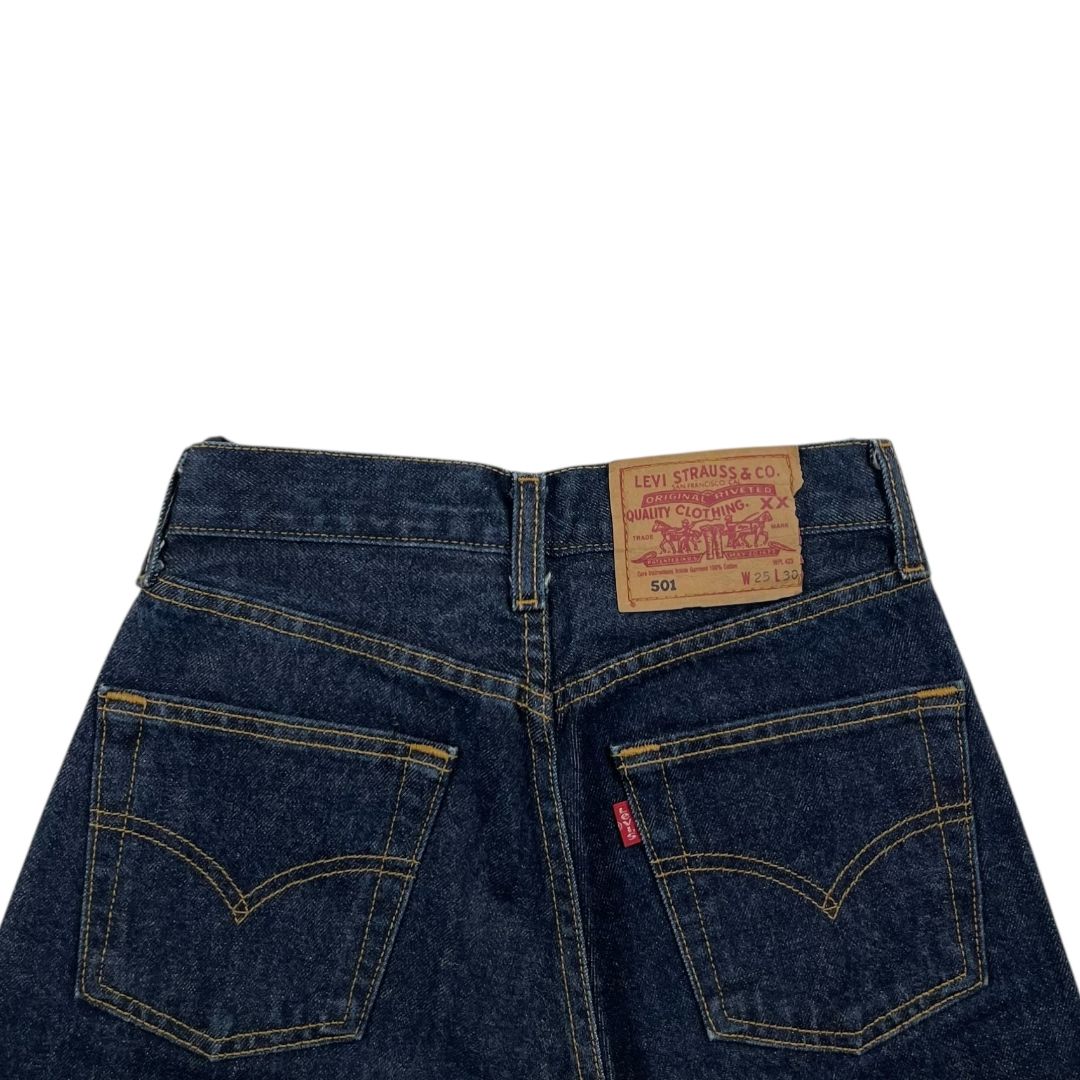 Pantalon LEVIS Color Azul Talle 25