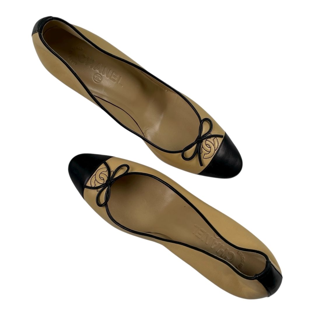 Zapato Taco Alto CHANEL Varios Beige Y Negro Talle 39,5
