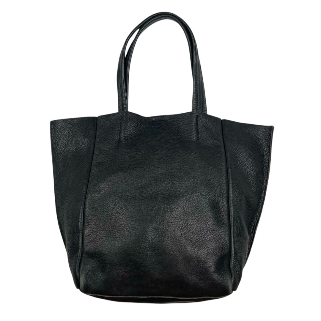 Cartera MISHKA Negro Medida 36cm X 27cm