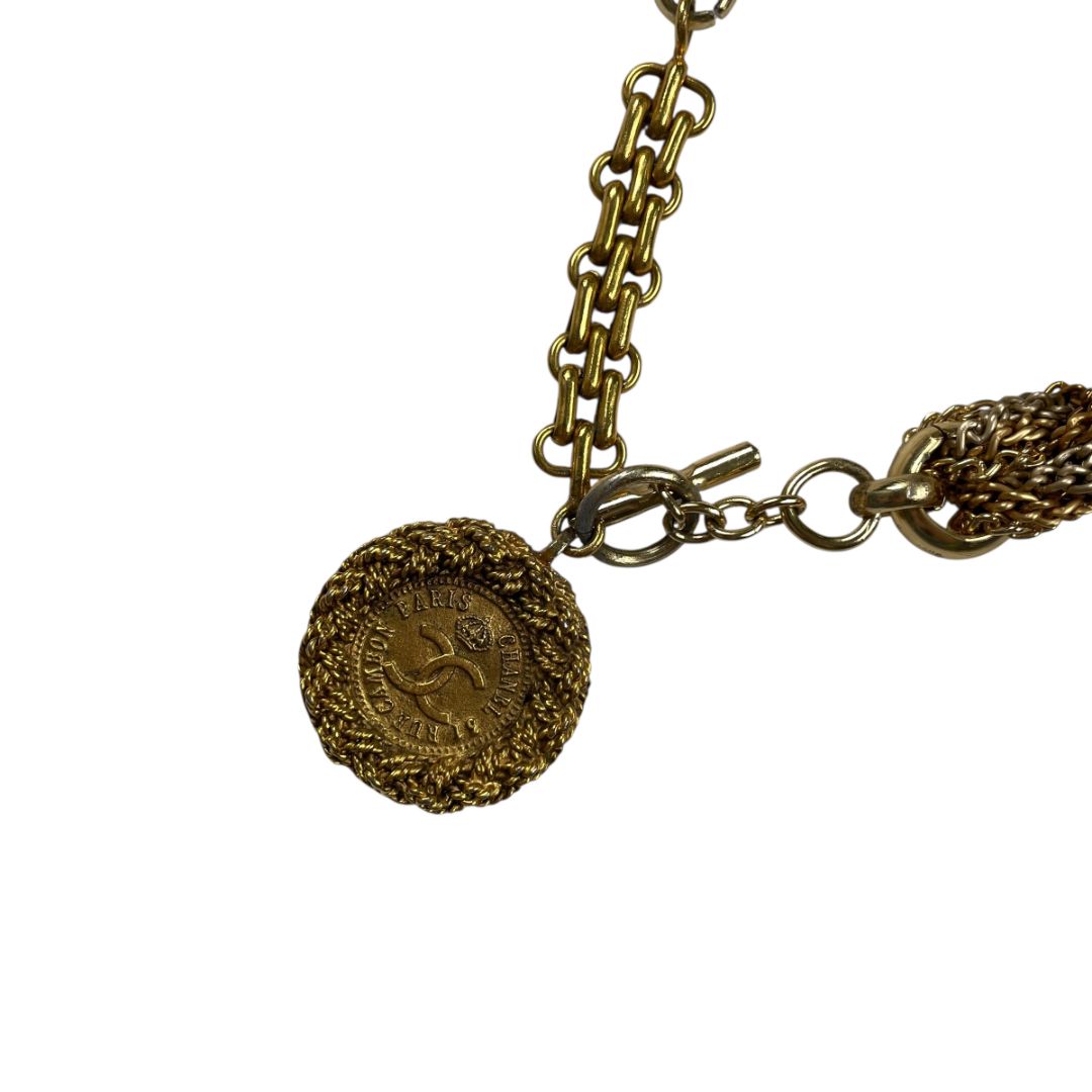 Collar CHANEL Dorado Talle Unico