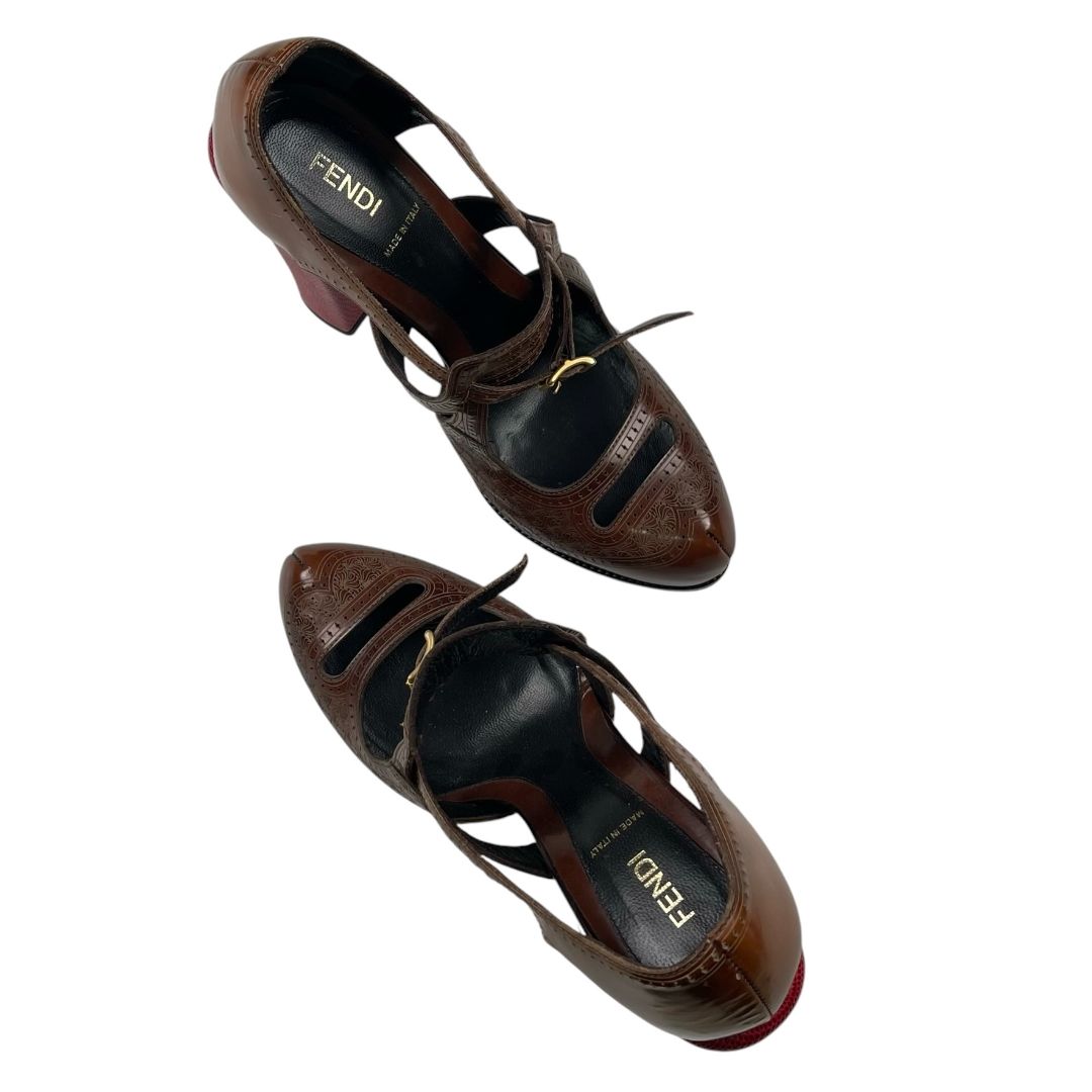 Taco Alto Grueso FENDI Marron Talle 40