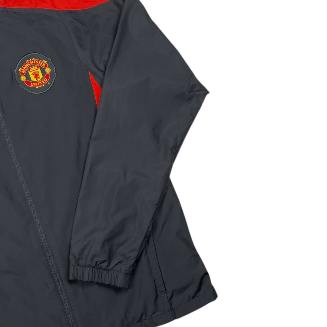 Campera NIKE Gris Talle S