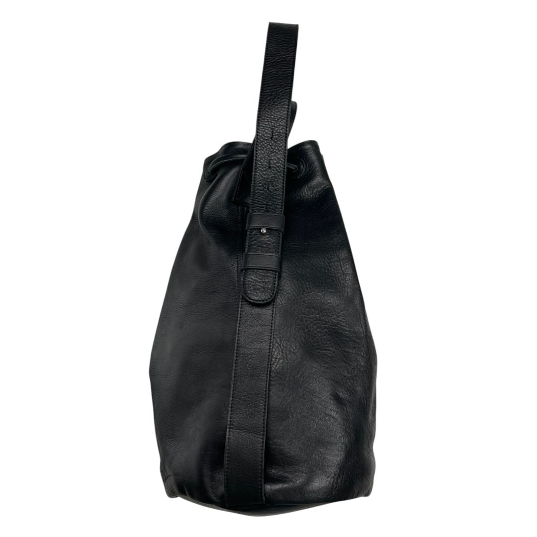 Mochila SIN MARCA Negro Medida 42cm X 22cm