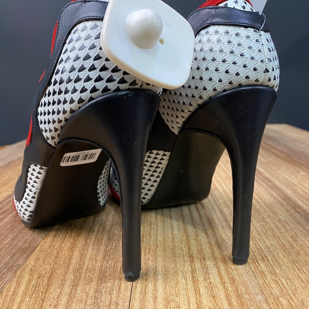 Zapato Taco Alto SARKANY Varios Talle 7