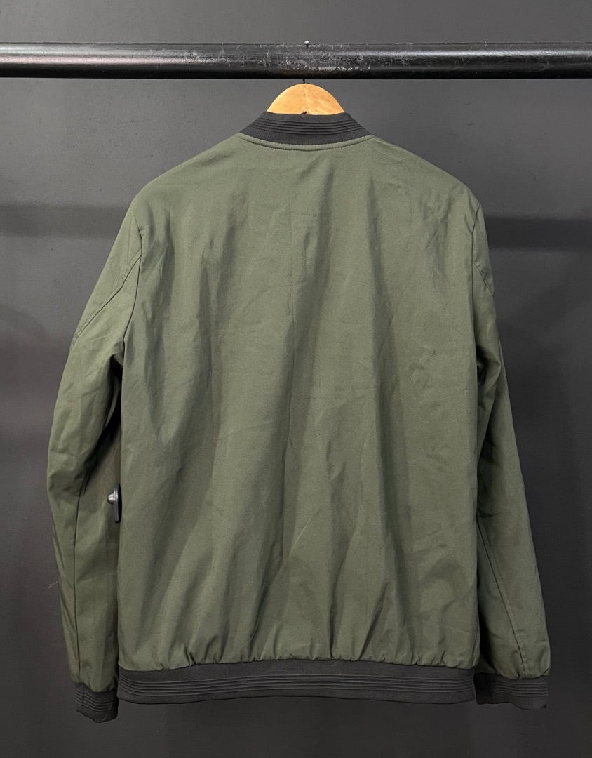 VOGUE Campera Verde Talle L