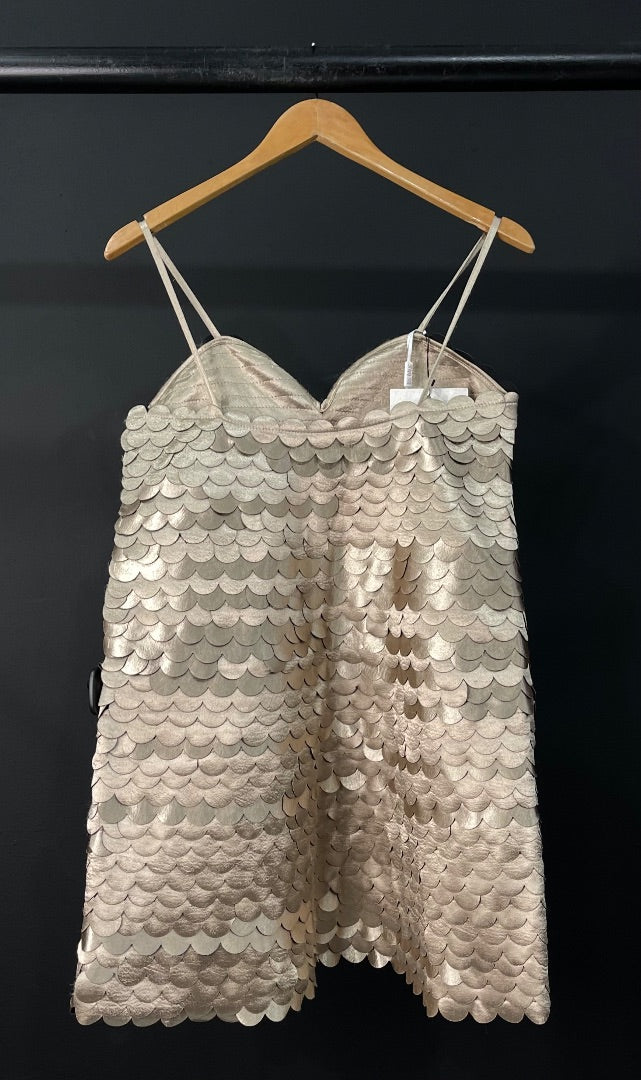 SAU Vestido Sin Manga Dorado Talle M
