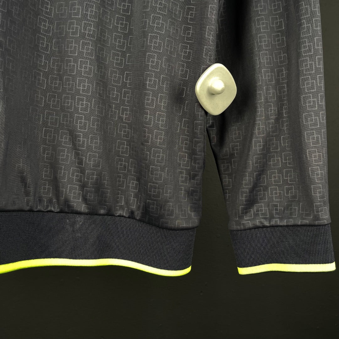 SIN MARCA Campera Gris Talle XL