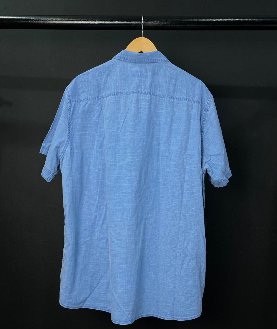 BASS Camisa Manga Corta Celeste Talle XXL