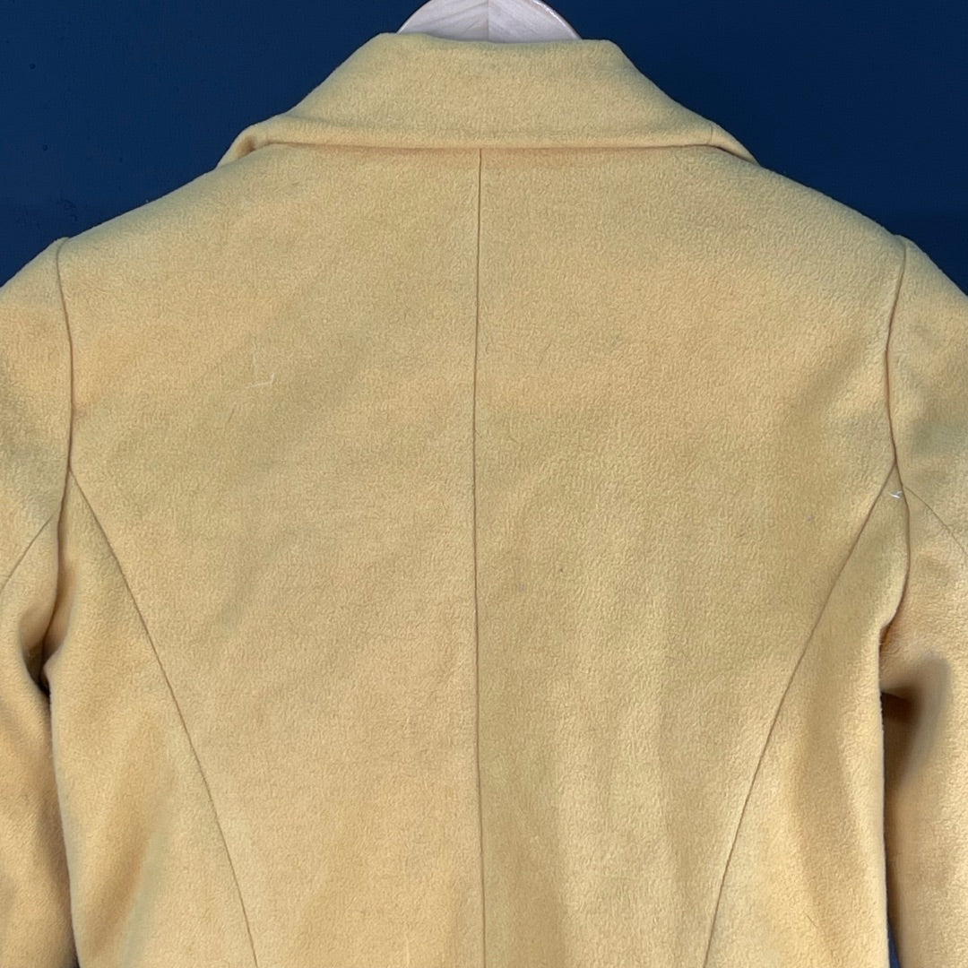 LAS OREIRO Campera Mostaza Talle M