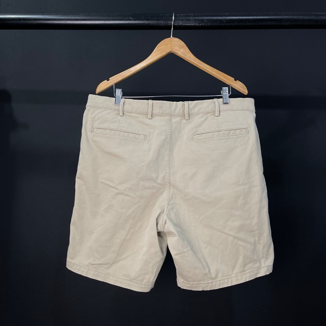 GAP Short Bermuda Beige Talle 36