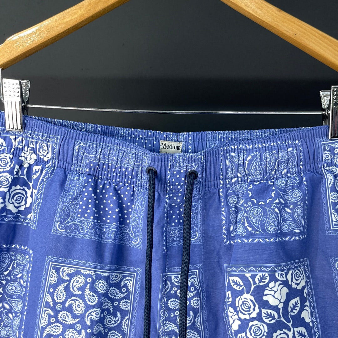 SIN MARCA Short Varios Estampado Talle M