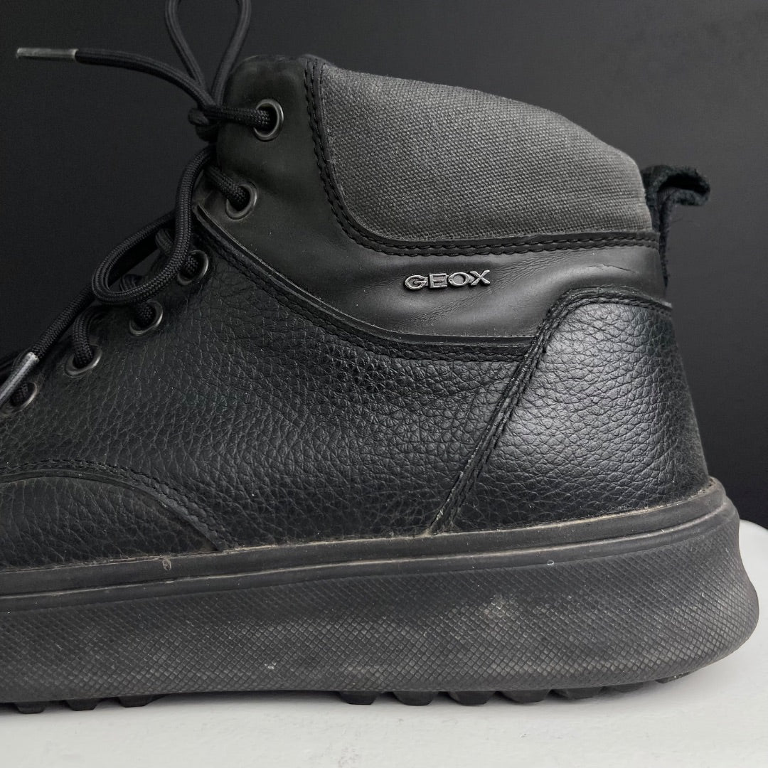 GEOX Borcegos Negro Talle 43