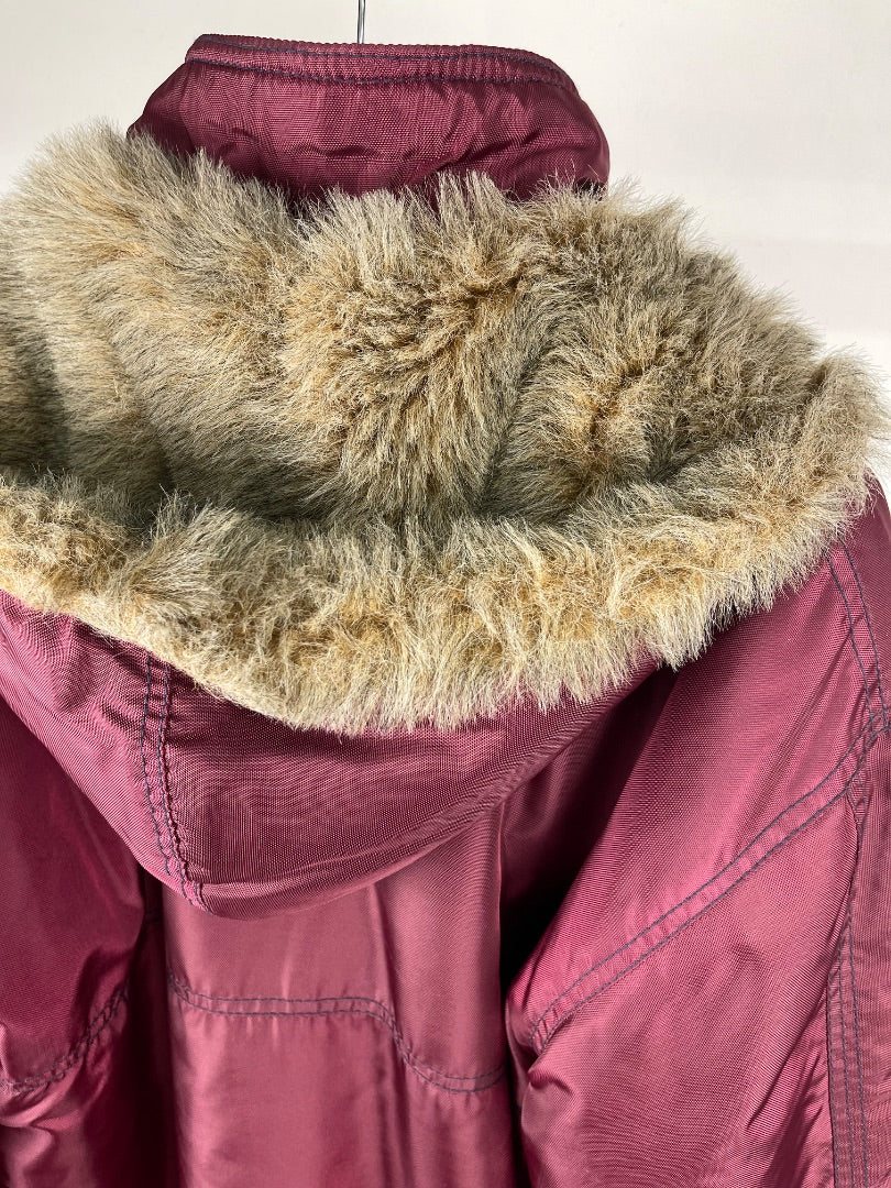 SIN MARCA Campera Bordeaux Talle 4