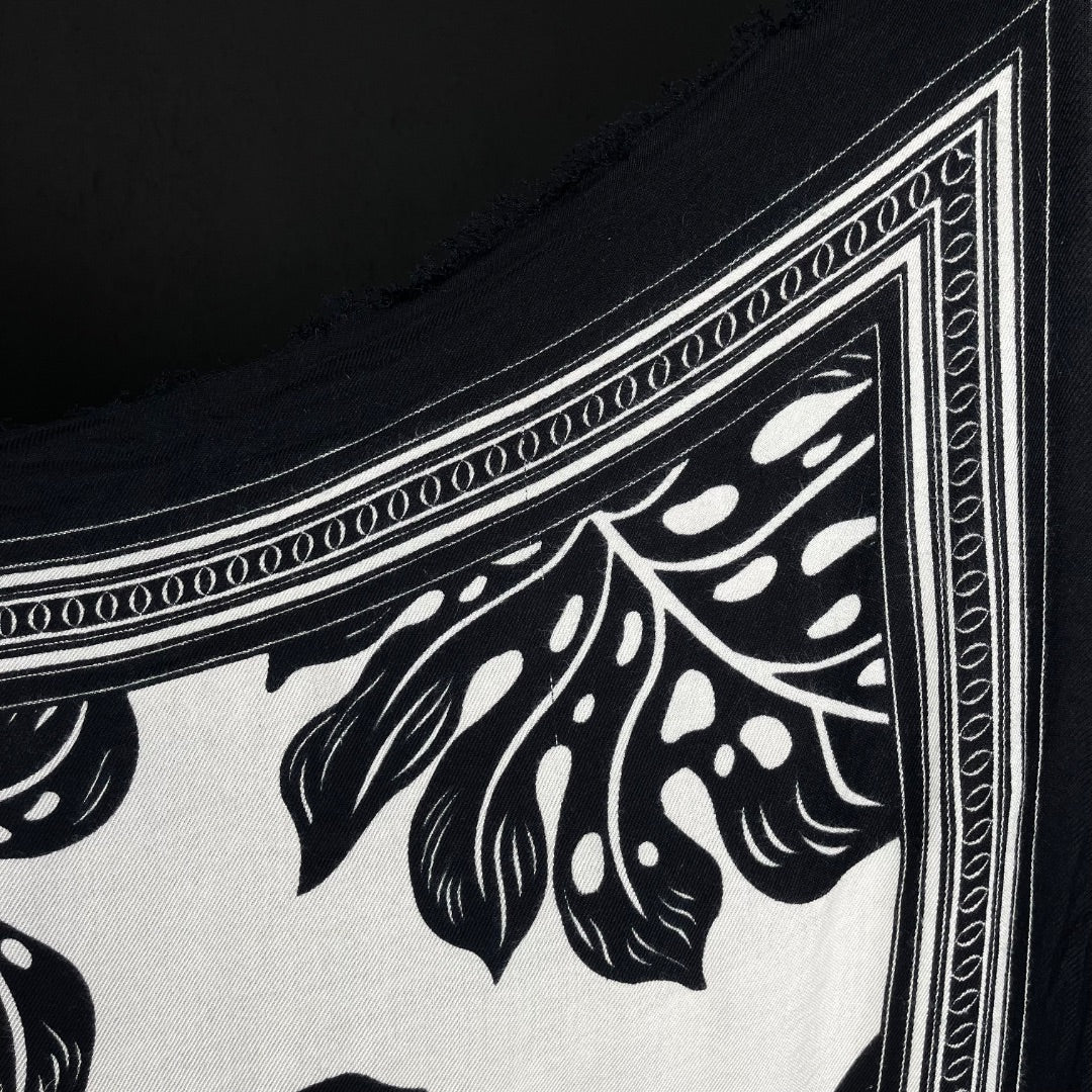 CHER Pañuelo Varios Estampado Talle Unico