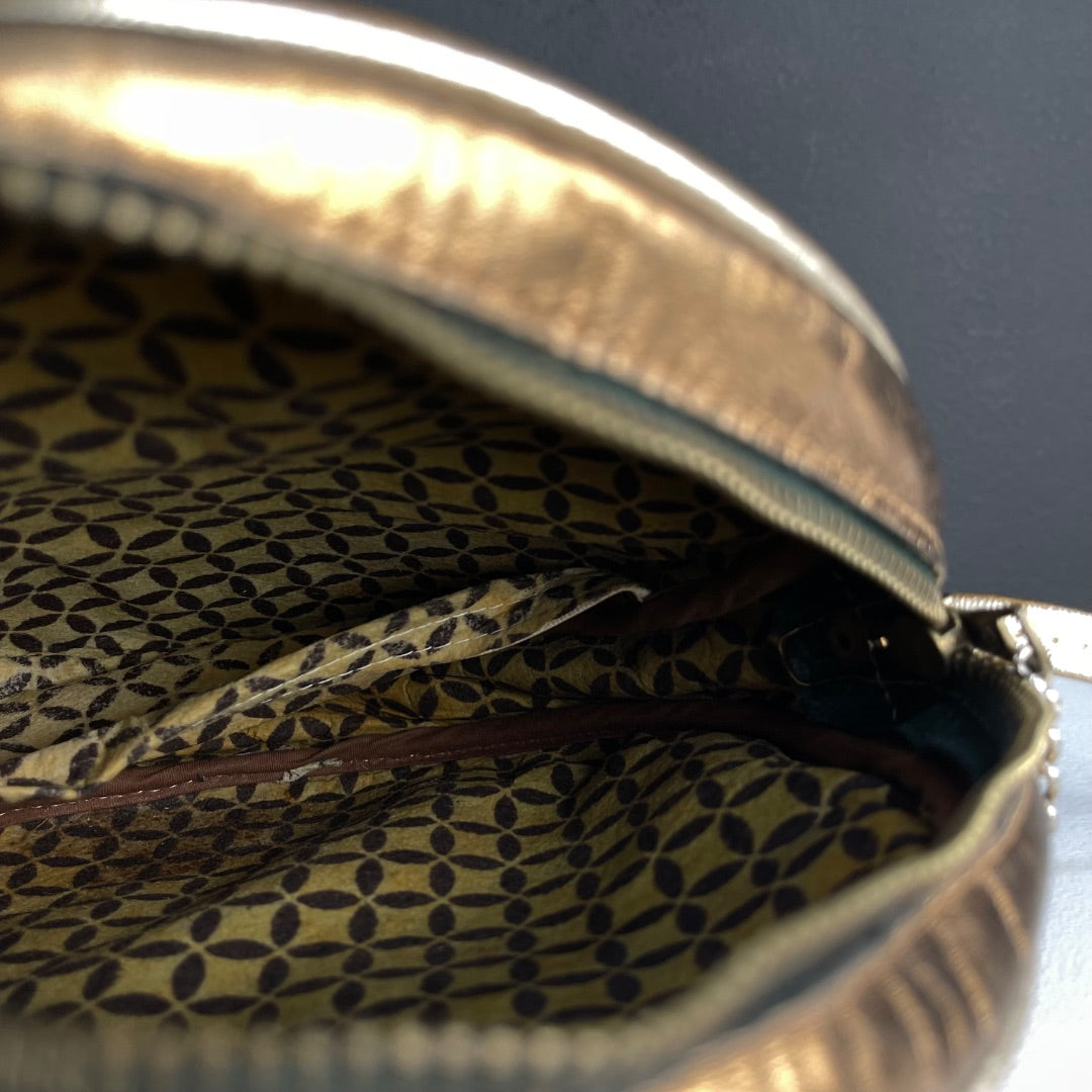 SIN MARCA Cartera Dorado Talle Unico
