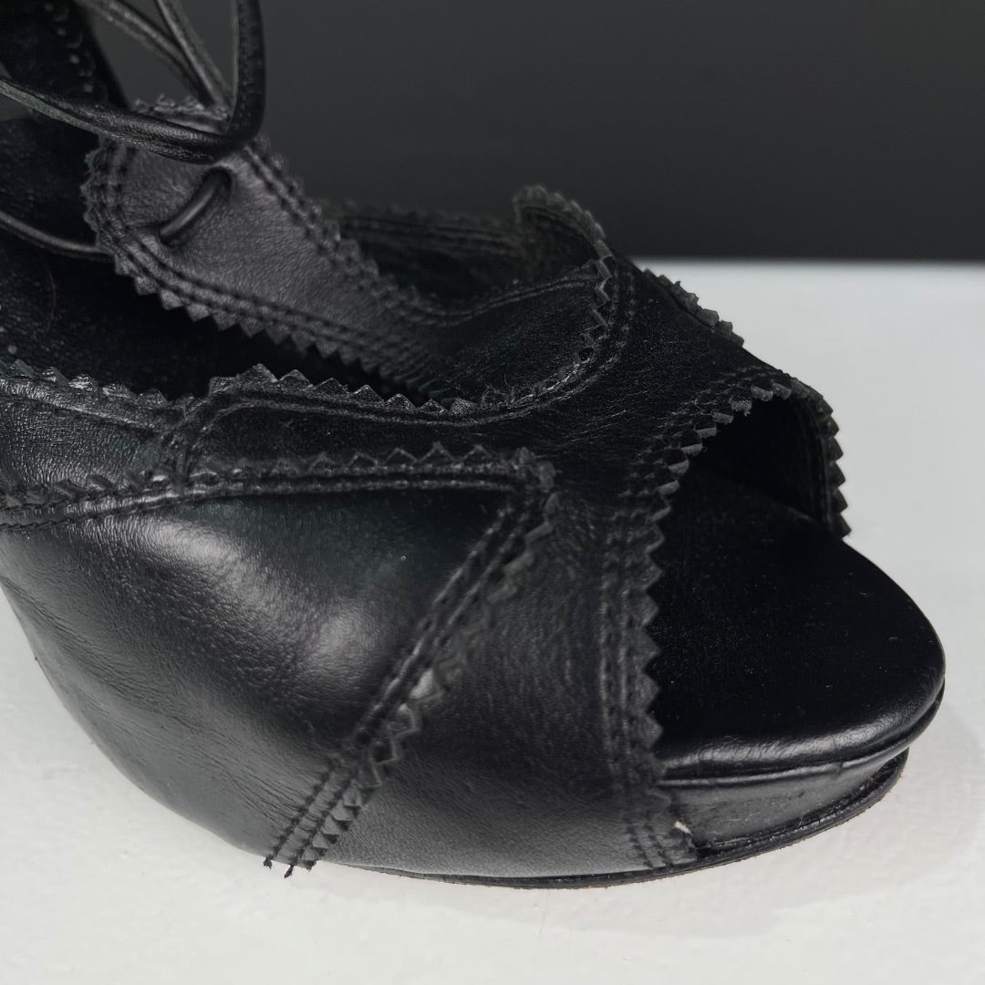 AKIABARA Sandalias Negro Talle 38