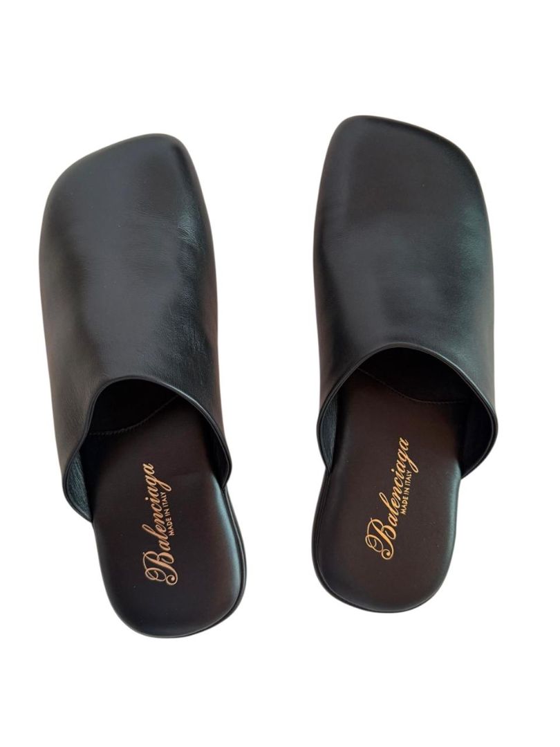 Suecos Balenciaga Color Negro Talle 40
