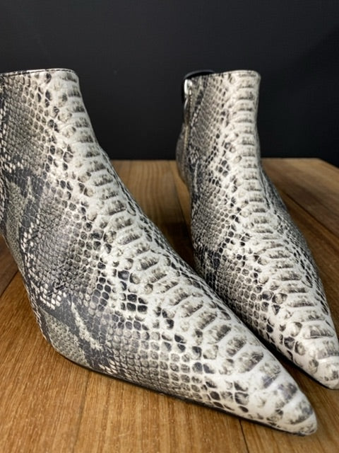 Bota Corta PARUOLO Varios Reptil Talle 39