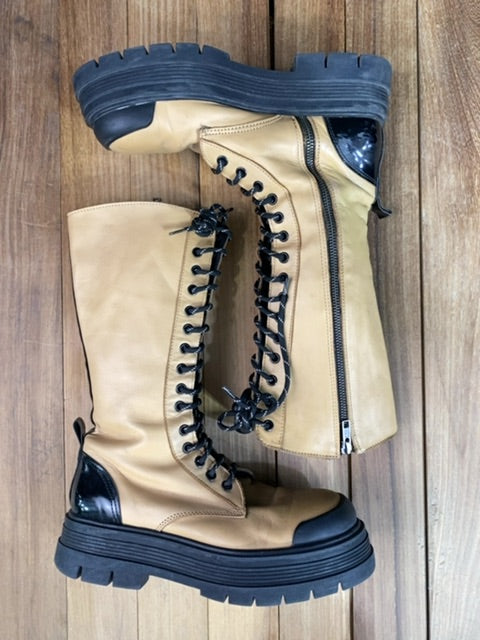 SARKANY Borcegos Varios Marron y Negro Talle 38