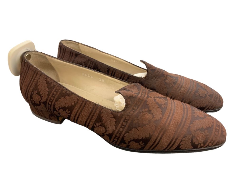 Zapatos Taco Bajo ETRO Color Varios Arabescos Talle 38