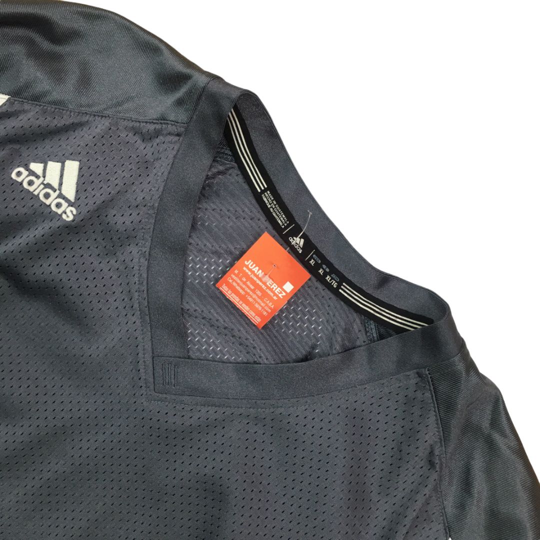Remera Deportiva Adidas Gris Talle Xl