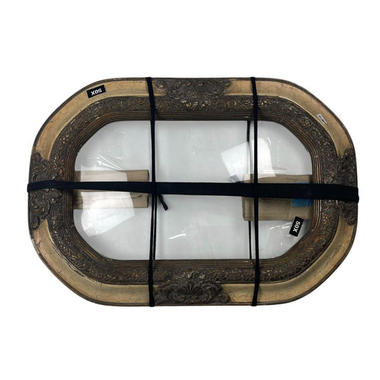 SIN MARCA  Marco sin Arte  Beige  Medida 69cm X 48cm