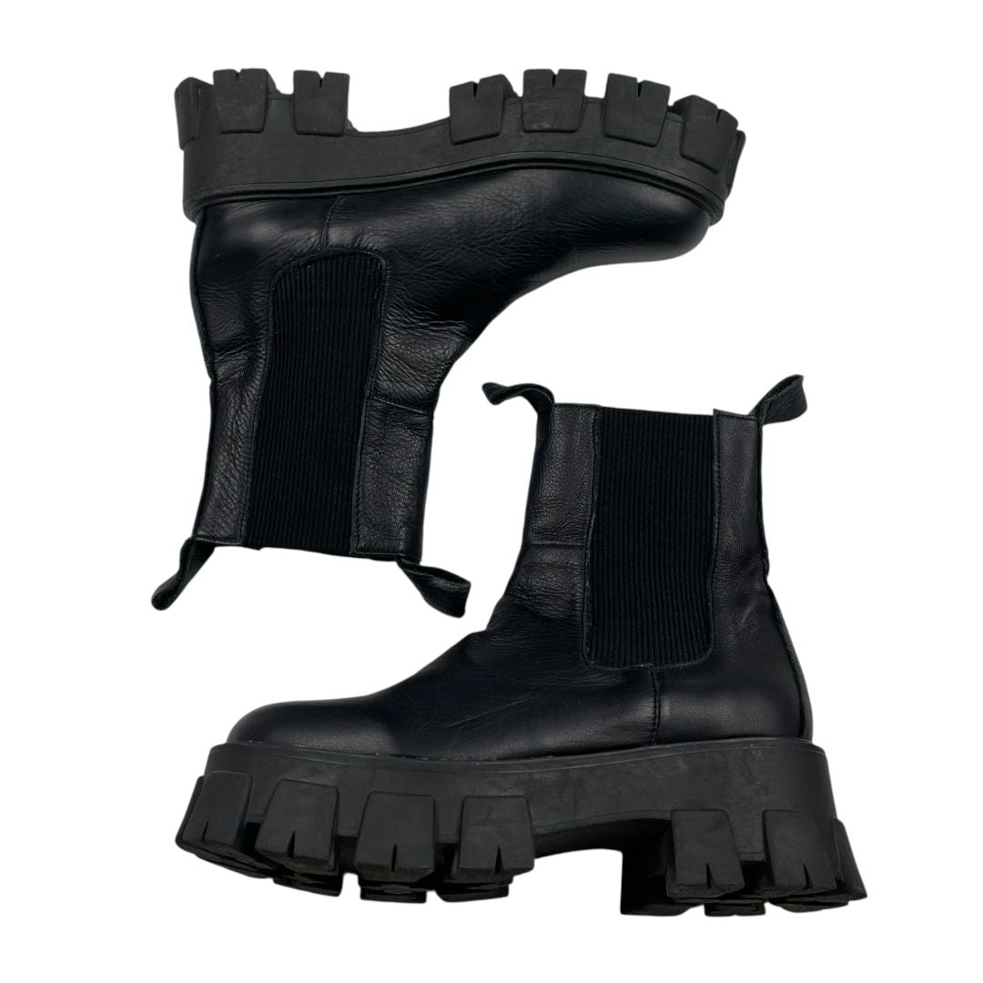 Bota Corta  SIBYL VANE  Color Negro Talle 40