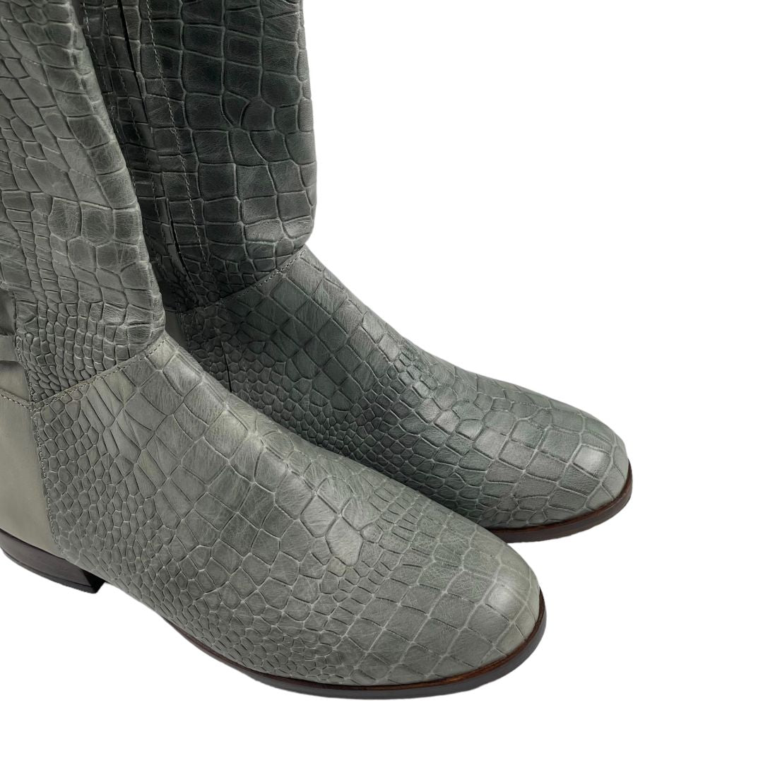 Bota Bucanera  VALDEZ  Color Gris Talle 37